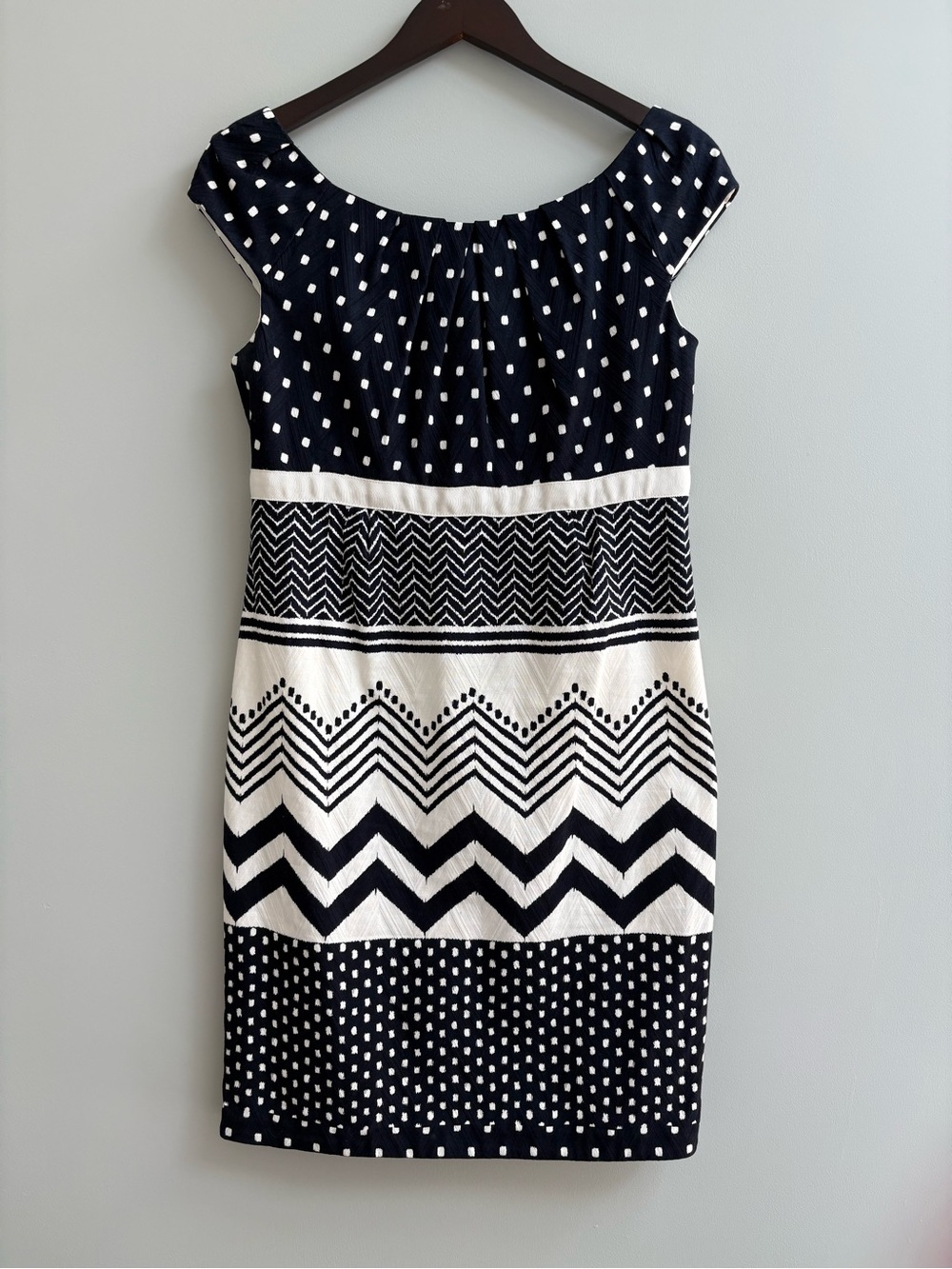 Chetta B Black and White Patterned Midi Dress